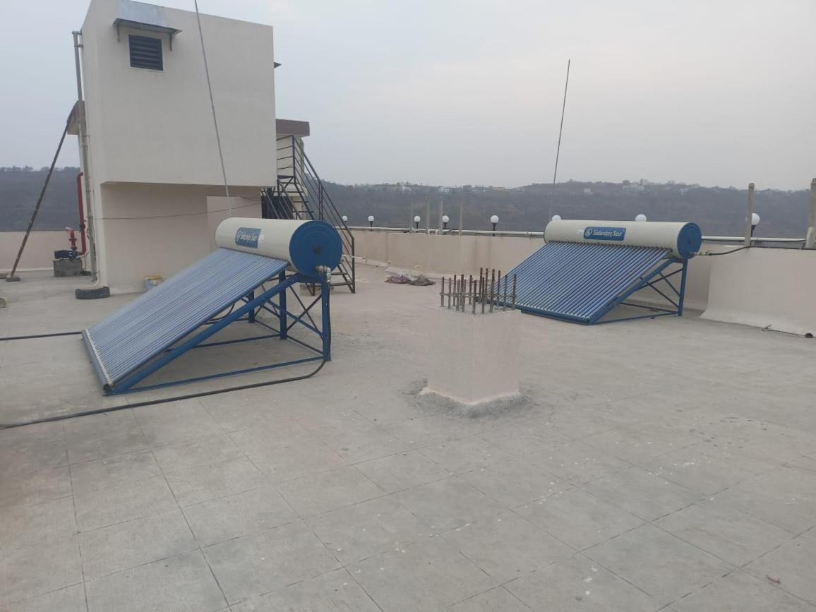 Mangvadi Hotel Anvisha Executive מראה חיצוני תמונה